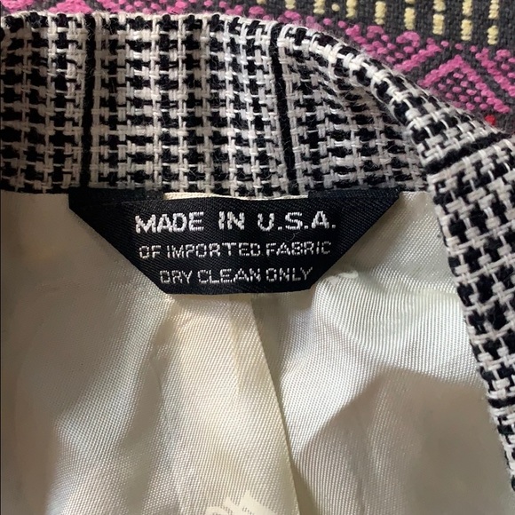 Vintage Authentic Dior Blazer - Picture 2 of 8